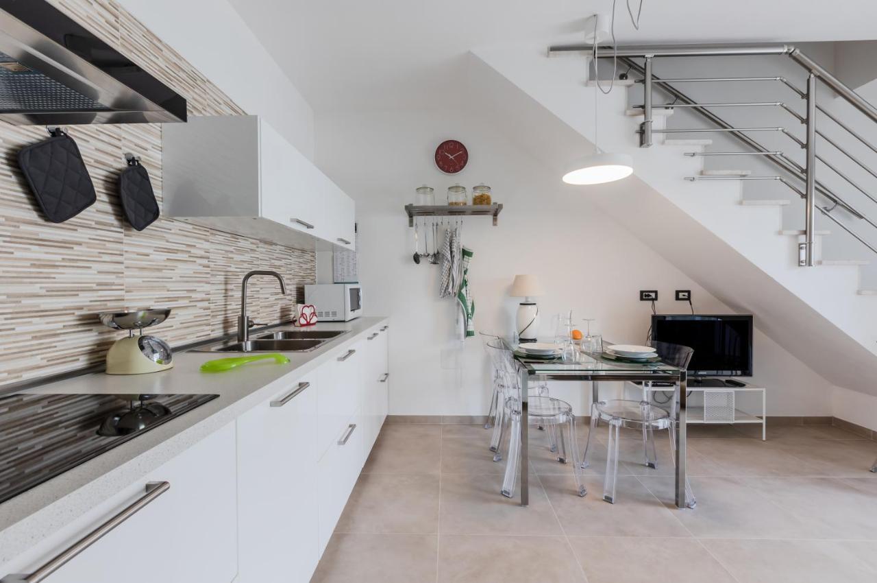 Pula Comfy Apartment W/ Private Parking Esterno foto